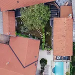 Private Apartment Hermes Art On The Karst Shared Pool & Parking Apartamento