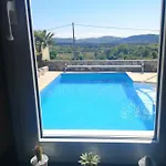 Private Apartment Hermes Art On The Karst Shared Pool & Parking