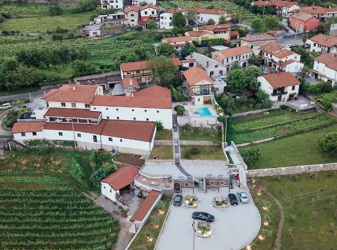 Trieste Hermes Art *