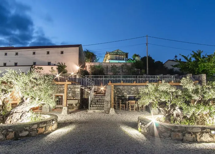 Trieste Hermes Art Appartement *